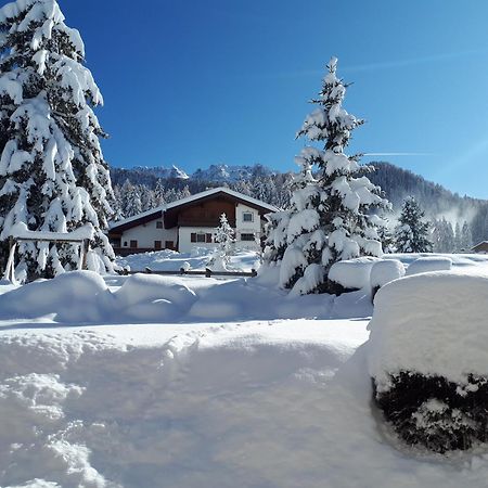Garni Hotel Iris Selva di Val Gardena Zewnętrze zdjęcie