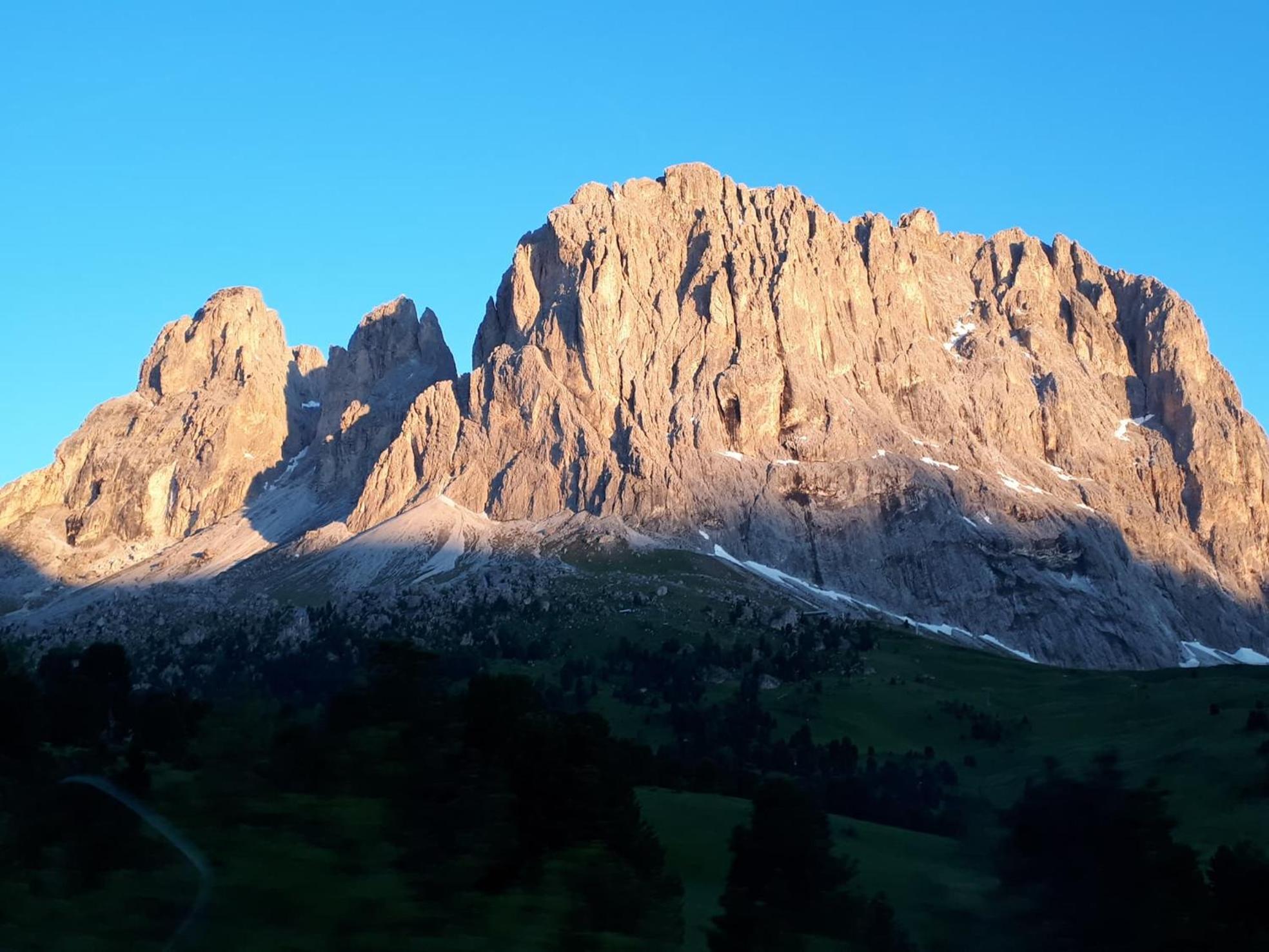 Garni Hotel Iris Selva di Val Gardena Zewnętrze zdjęcie