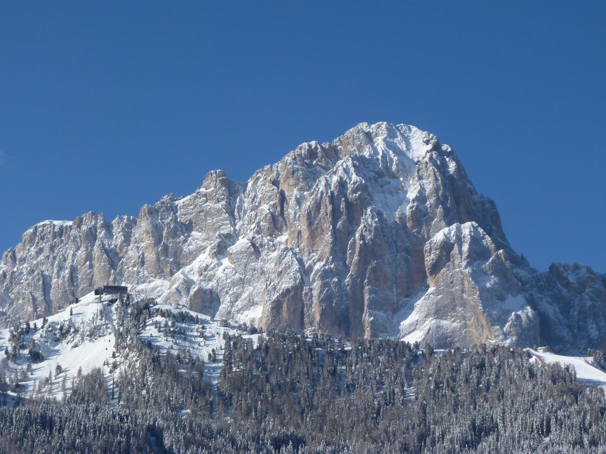 Garni Hotel Iris Selva di Val Gardena Zewnętrze zdjęcie
